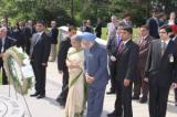 PM and Smt Gursharan Kaur paying respects to Kanishka victims at the Air India Memorial in Toronto (28 June 2010)