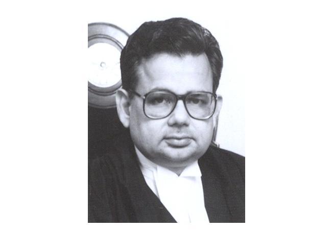 DALVEER BHANDARI (1947- )