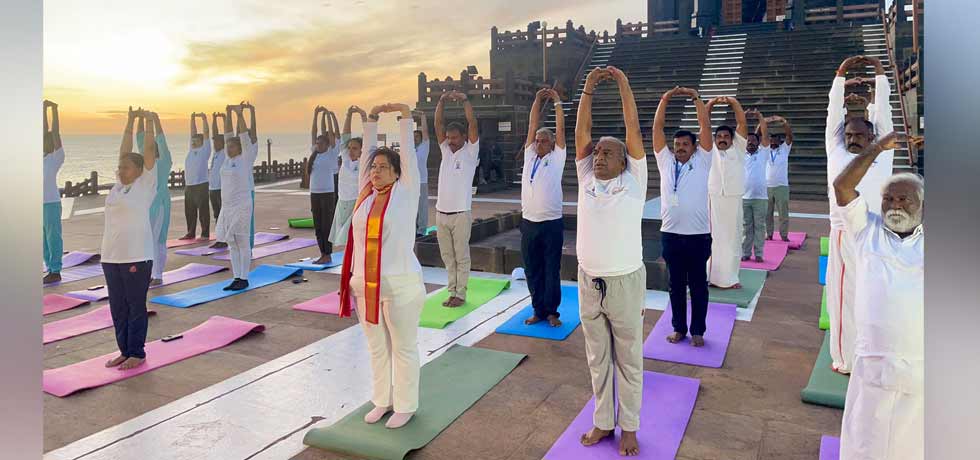Minister of State for External Affairs Smt. Meenakashi Lekhi participated in the International Day of Yoga at Vivekananda Rock Memorial in Kanyakumari