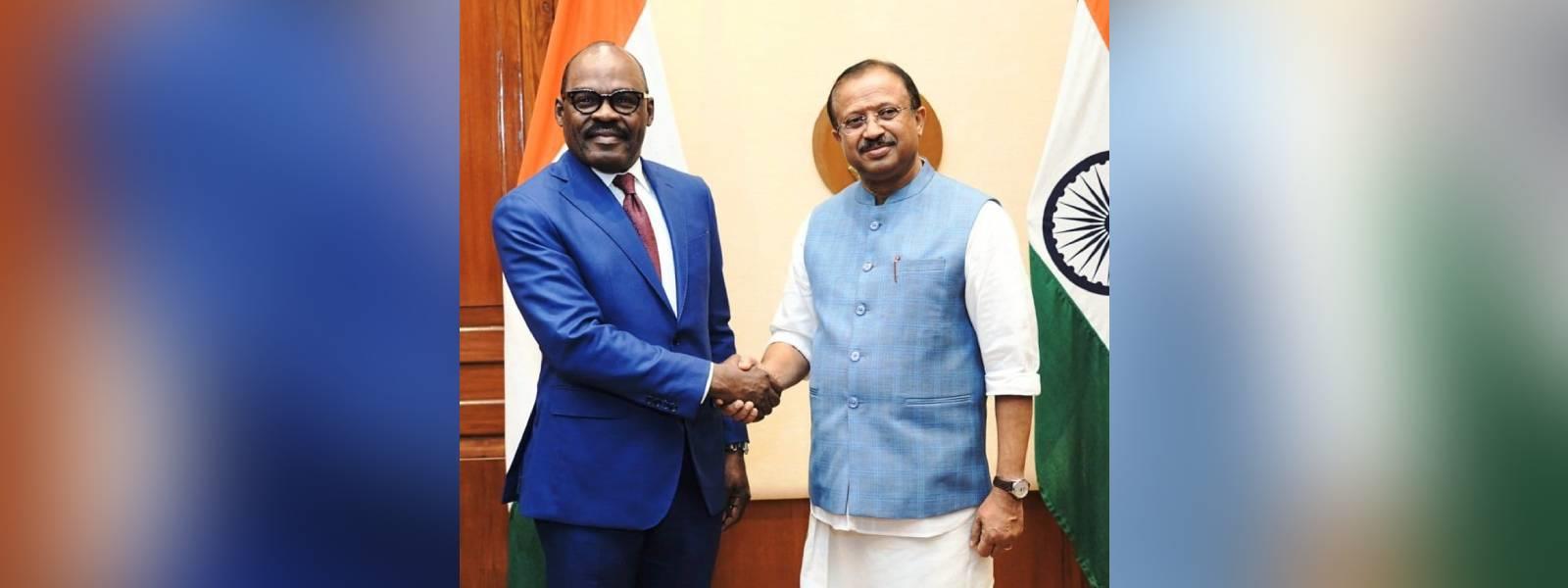 Minister of State for External Affairs Shri V. Muraleedharan welcomes the delegation from the Democratic Republic of Congo led by H.E. Mr. Nicolas Kadima Kazadi NZUJI, Minister of Finances in New Delhi