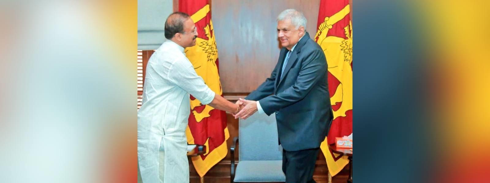Minister of State for External Affairs Shri V. Muraleedharan called on H. E. Mr. Ranil Wickremesinghe, President of Sri Lanka in Colombo