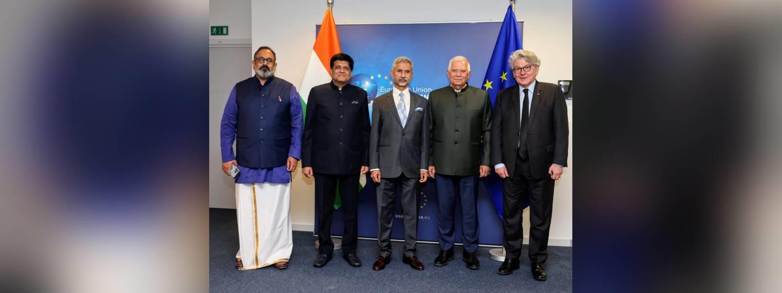 विदेश मंत्री डॉ. एस. जयशंकर ने ब्रसेल्स में विदेश मामलों और सुरक्षा नीति के लिए यूरोपीय संघ के उच्च प्रतिनिधि महामहिम श्री. जोसेफ बोरेल फोंटेल्स से मुलाकात की