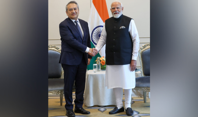 Prime Minister Shri Narendra Modi met Dato' Amirul Feisal Wan Zahir, Managing Director of Khazanah Nasional Berhad in Kuala Lumpur