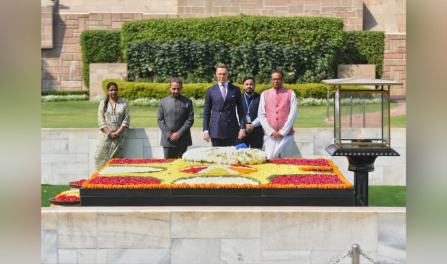 President of the Republic of Finland, H.E. Dr. Alexander Stubb paid floral tributes to Mahatma Gandhi at Rajghat